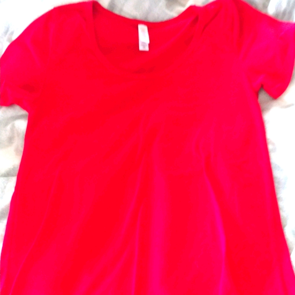 Lularue lightly used shirt. Can bundle
